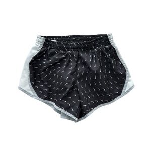 Nike Dri-FIT Girls Black and White Athletic Shorts Size Small
